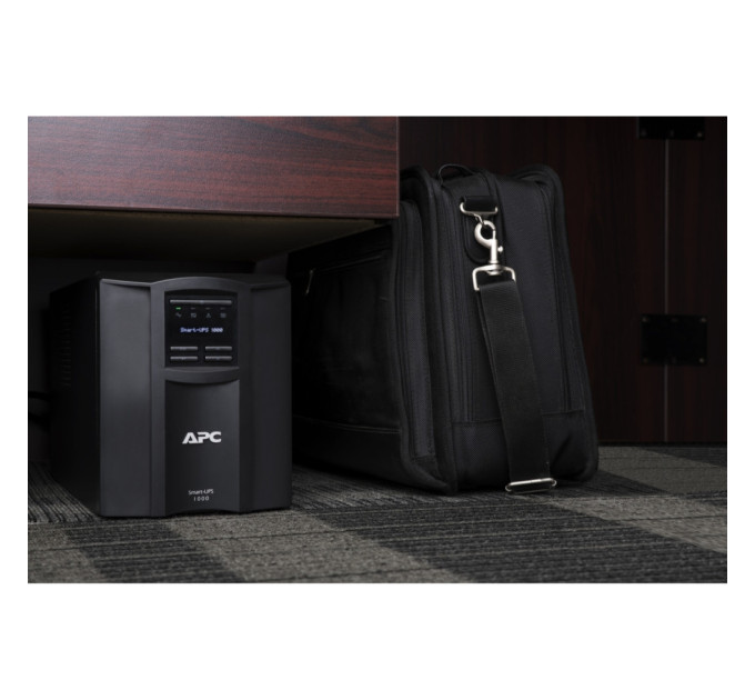 Пристрій безперебійного живлення APC Smart-UPS 1000VA LCD SmartConnect (SMT1000IC)