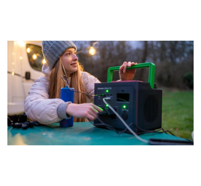 Зарядна станція Schneider Electric 700, 738Wh (PPS730-GR)